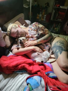 Happy valentine s day who do you love leave me a tip and i ll send you part 2