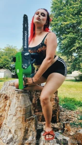 Go check out my wish list if you want free content i send tons of