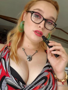 How are you guys doing today message me on twitter about custom part 4