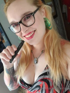 How are you guys doing today message me on twitter about custom part 2