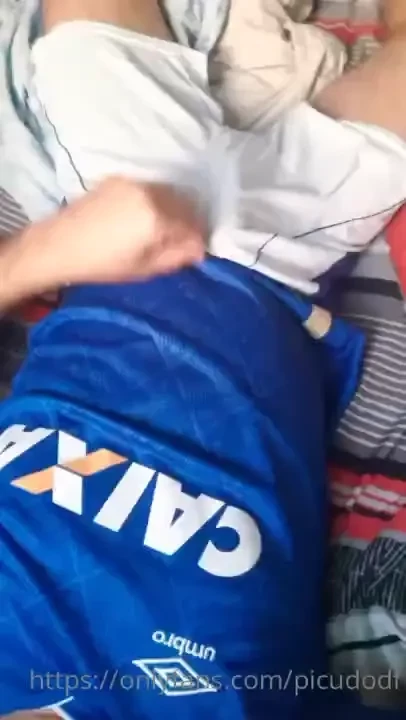 De manh a pica acorda primeiro 