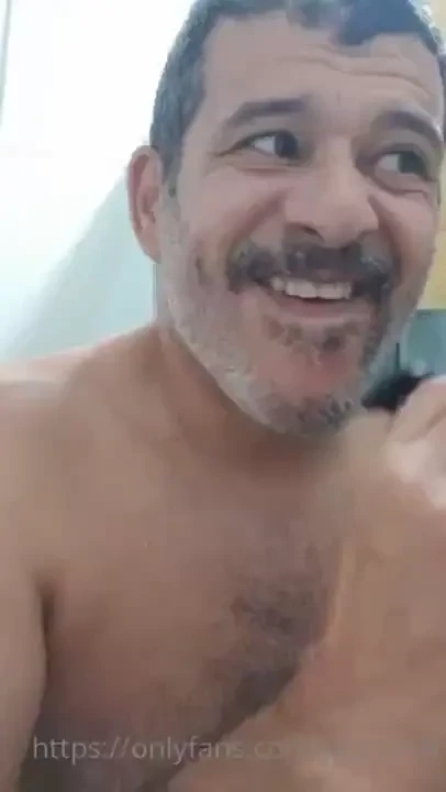 Dia de fazer a barba shaving day 