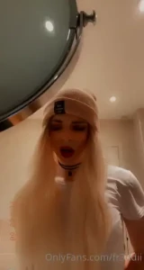 I hope you enjoy watching the first time i ever played with my ass it part 1