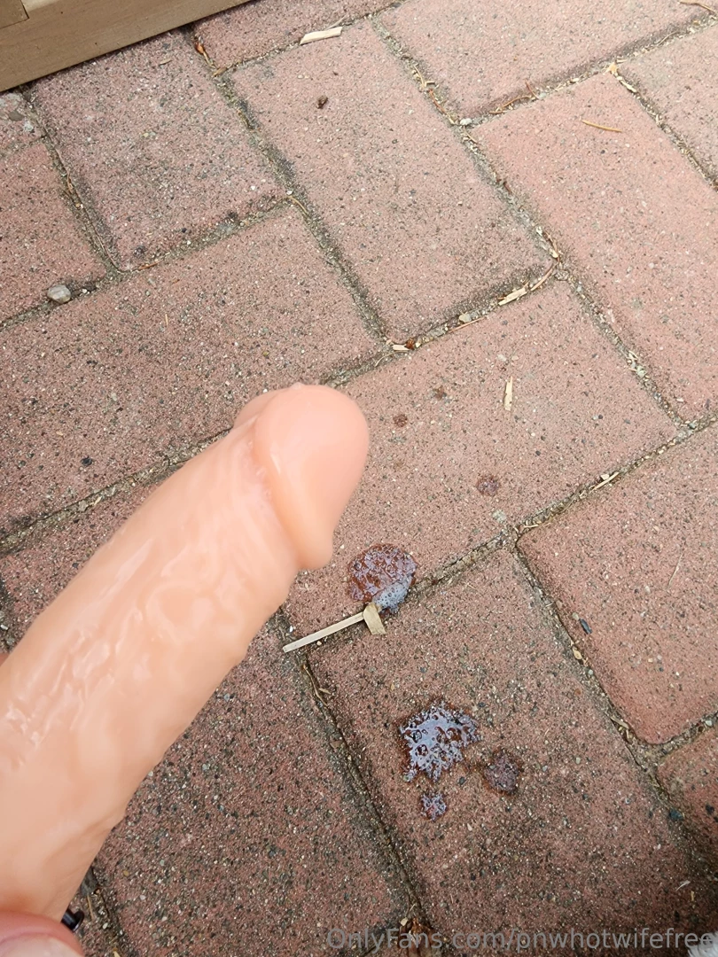 Just a bit of throat training in my greenhouse wow that got messy 