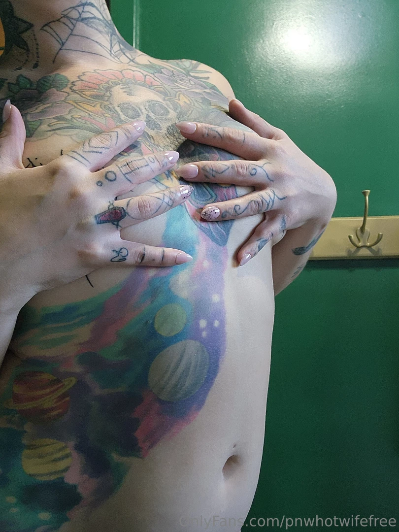 Did my own nails this is the proper way to show them off right part 2 