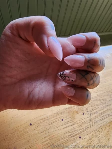 Did my own nails this is the proper way to show them off right part 1