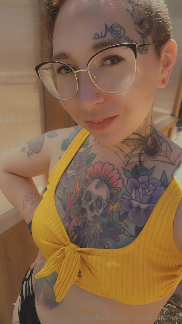 The sun is shining and has me in a great mood so i m offering a 