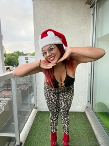 Cheesin for the pics lets make a movie later tho