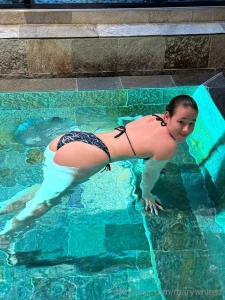 I was in a hotel after a long time and it was so sad i only was there