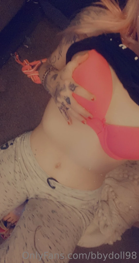 Dont forget about my paid account for xxx content daily bbydoll_98 