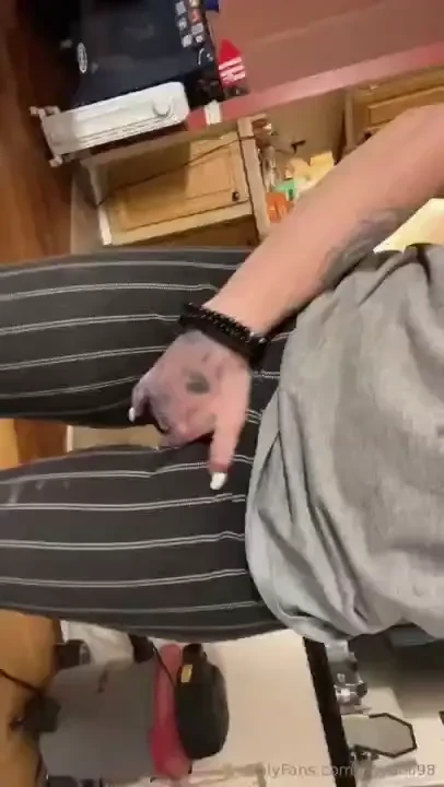 Im horny and ready to video chat 