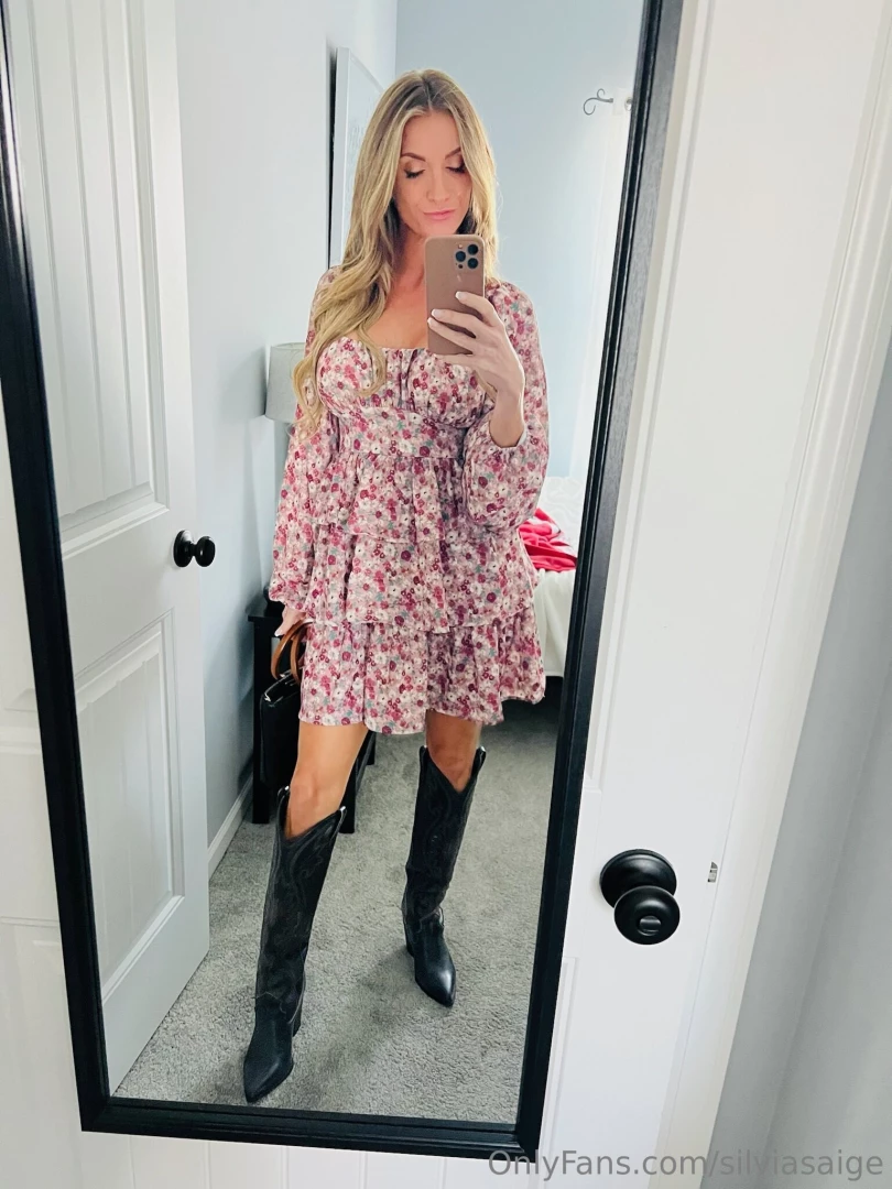 Mirror selfie tuesday 