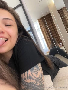 Mmm i m in such a playful mood today that it s impossible to control