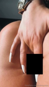 I need you to watch me get stretched like this