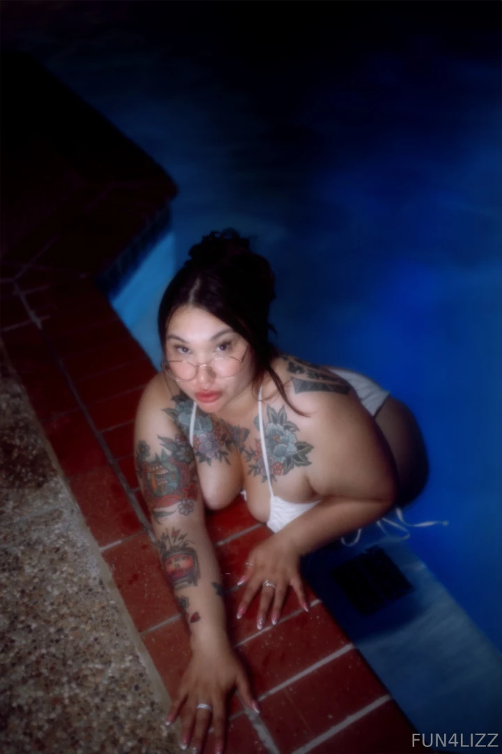 Free video when you subscribe https onlyfans com fun4lizz 