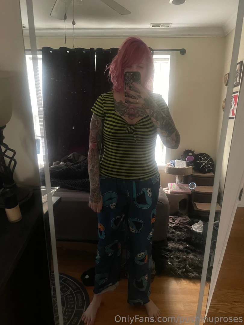 Hi all i am so sorry for the delay - though my birthday is not until 