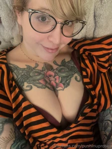 Also i dyed my hair back to blonde pink was nice but the maintenance