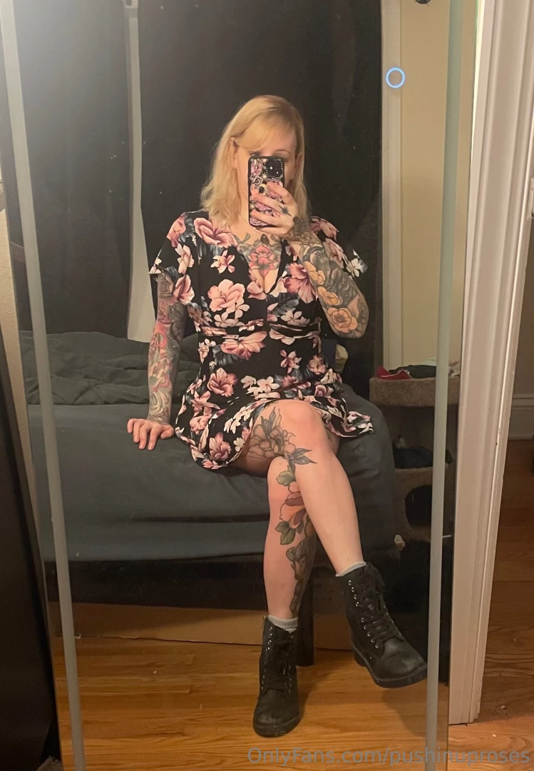 A very rare degothed sighting this is what i look like in a cute part 2 