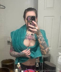 Holy moly my tattoos look fucking amazing when they are moist from the part 1