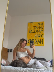 Wanna hang out with us im waiting here https onlyfans com tara foxy