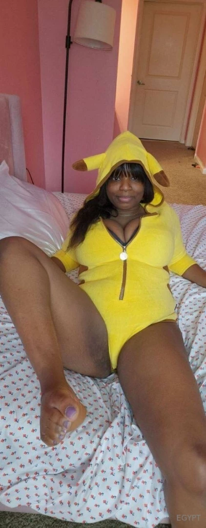 If i ve ever made your dick hard i deserve some love 