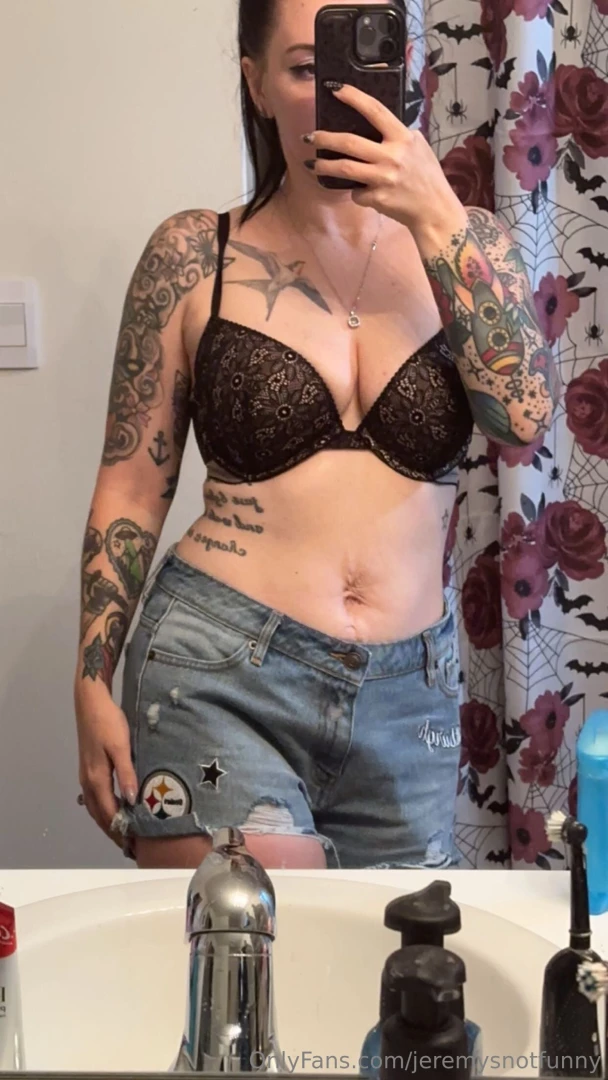 I have some bj and fuck videos i m going to bundle with random 