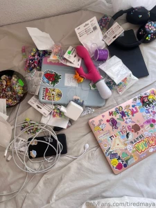 Days go on and im continuing exist in a circle of thoughts to quite my part 1