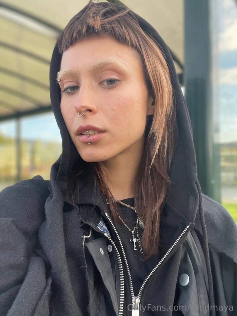 Once i also fell in love with kira i don t think anyone would not fall 