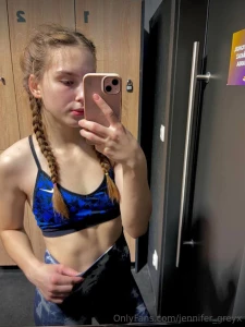 Follow my girl jennifer_greyx right now she loves treating her new