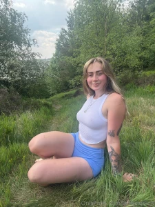 Let s enjoy the view together n kiss