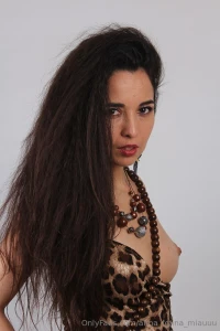 Gata salvaje de alma libre me sumerjo en la esencia salvaje de la part 10