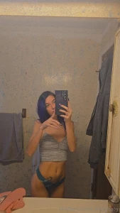 Hii hiii hiii im so smol and breedable look at the rest if you even