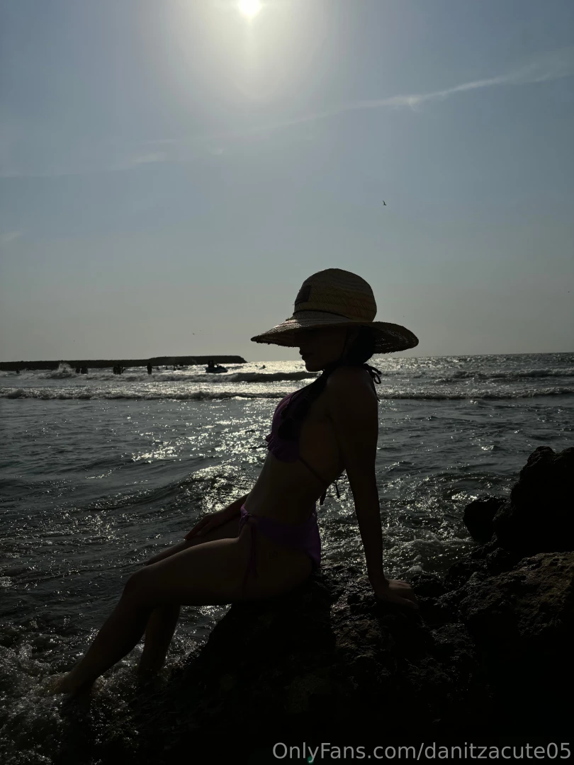 Your shadow is your best silhouette 