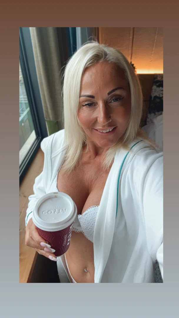 Go to have a costa in the morning 