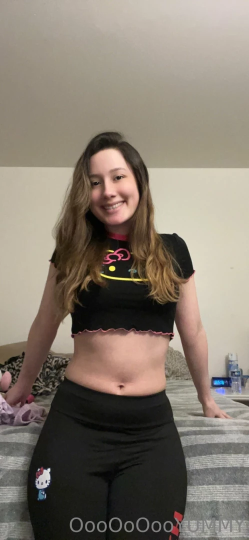 Helllooo would you like to see my kitty part 1 