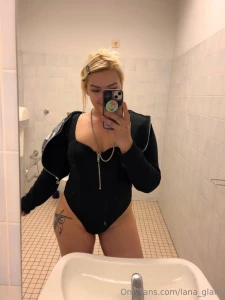 I m alone now darling are you thinking what i m thinking