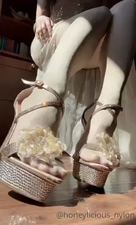 I sent you some really naughty vids today did you see them babe 