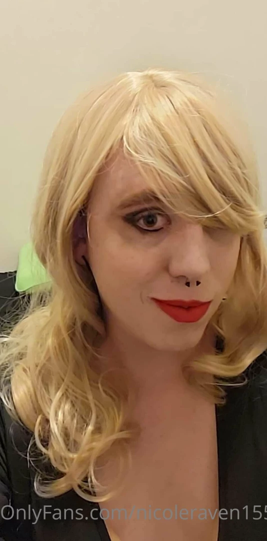 Just a couple pics before my ass gets wrecked part 1 