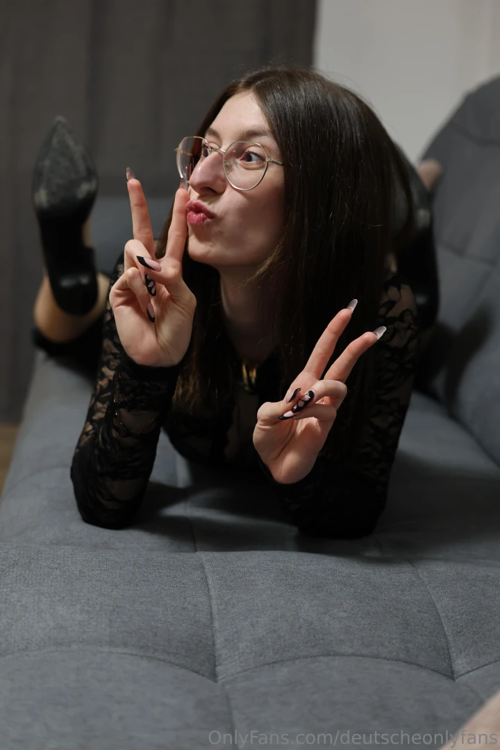 Emma_malina hall chen ich bin emma ich bin 20 jahre alt und komme part 11 