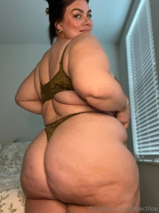 Feeling extra large these days part 4