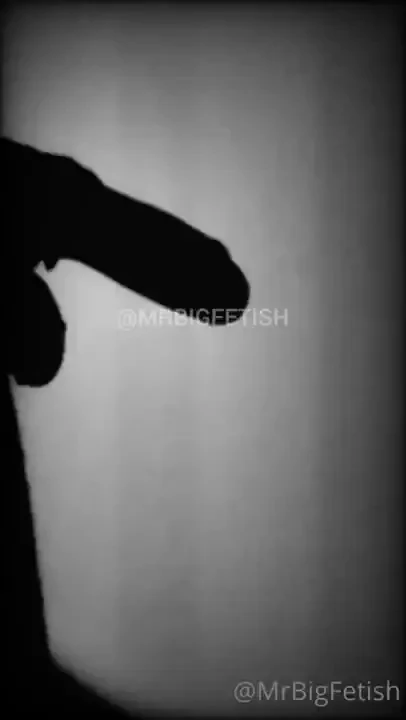 Naked selfsuck love the silhouette vibes here a video playing with 