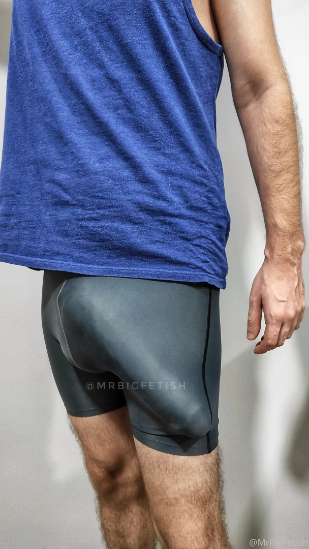 Spandex bulge for back to school this are my 12 years old high school part 1 