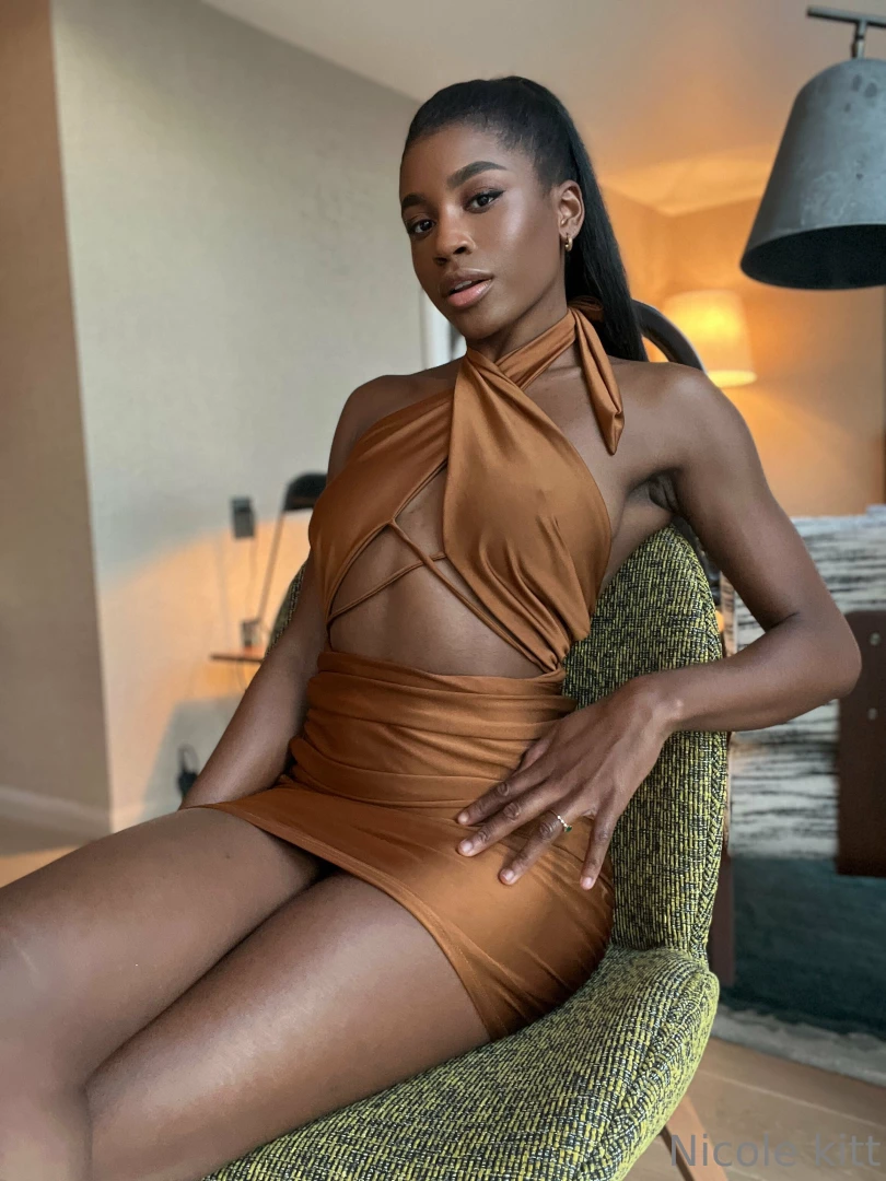 I m shooting new scenes for you right now 