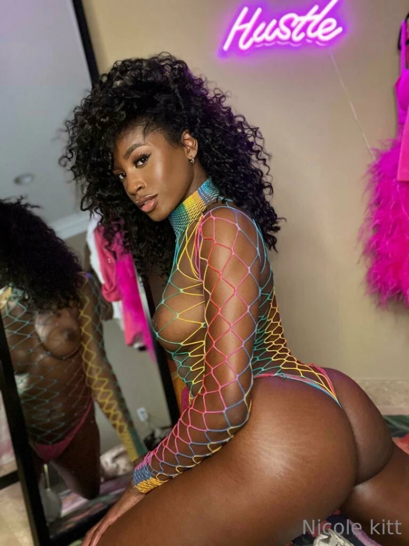 Nicolekittxo part 11 