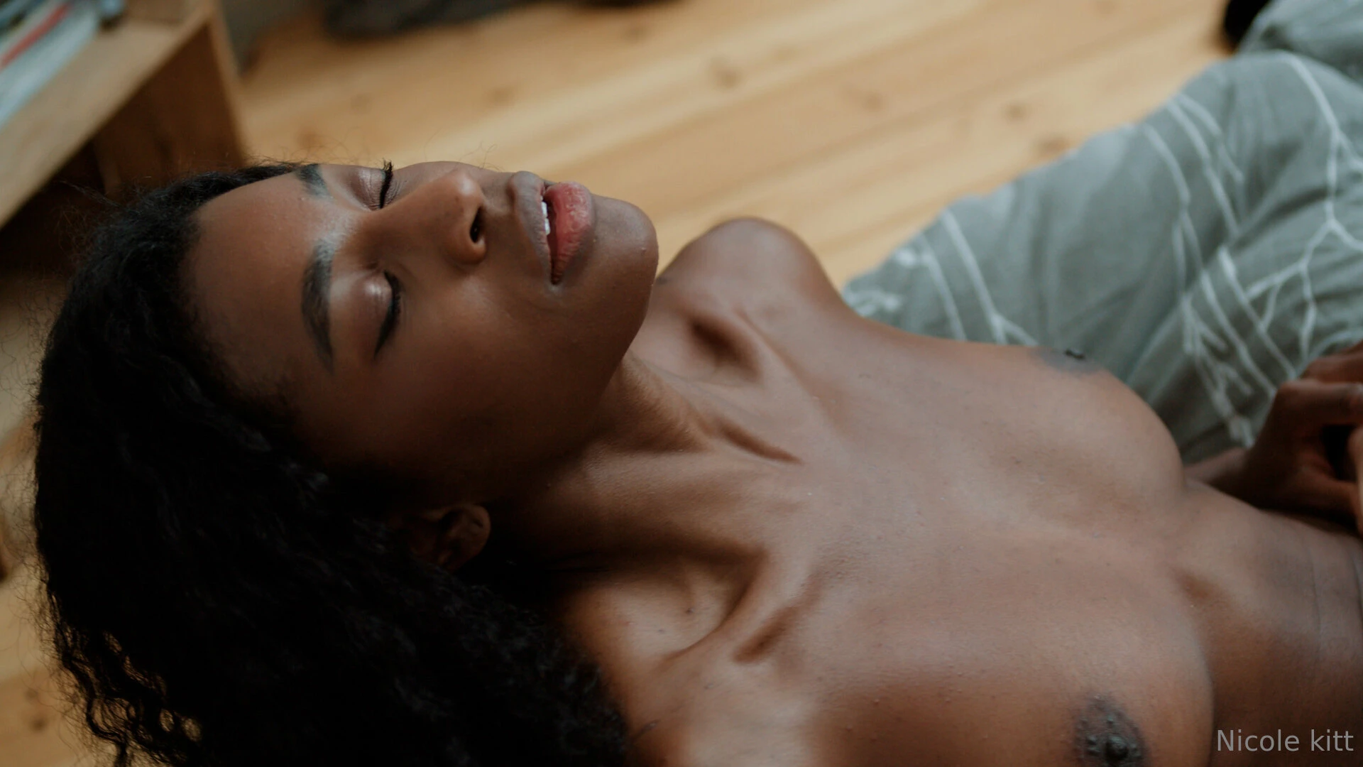 The vid is in your inbox now xoxo nicole 