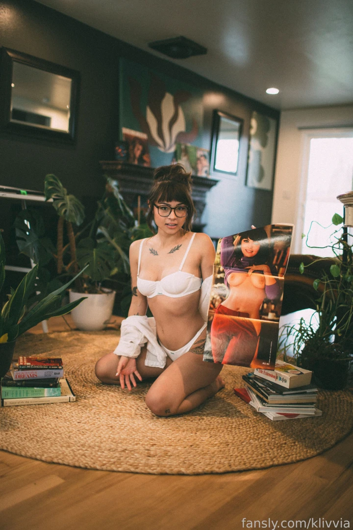 Plants and playboy video with judejune in this cute set up coming part 3 