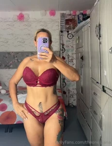 Your daily reminder that i m 100 unforgettable