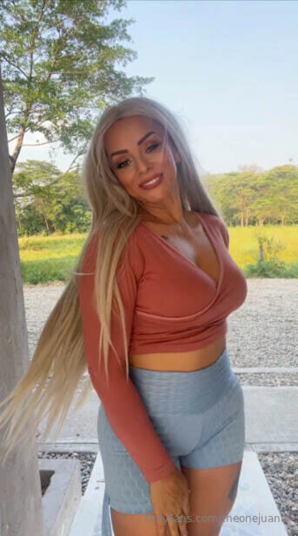 Caution once you re in my dms things might get a bit thrilling 