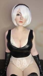 Those thick thighs though i wanna put someone in a ch0ke hold with