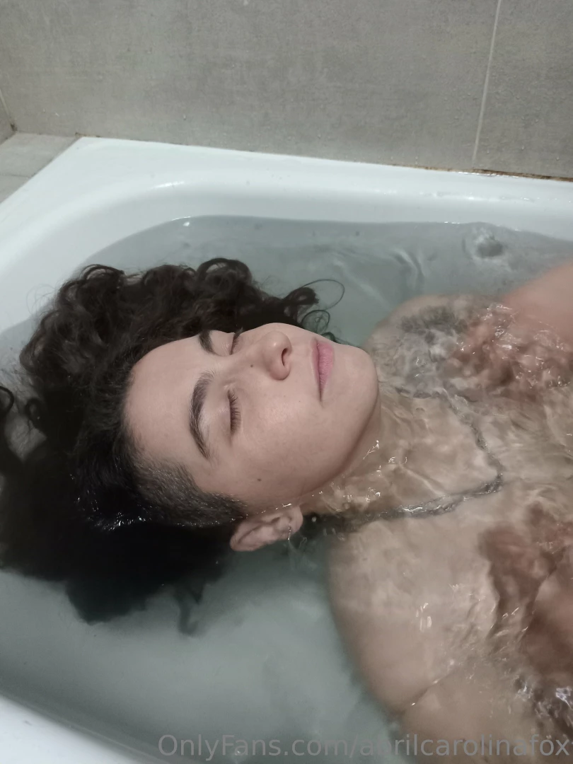 I also like to play in the bathtub you like it too part 3 